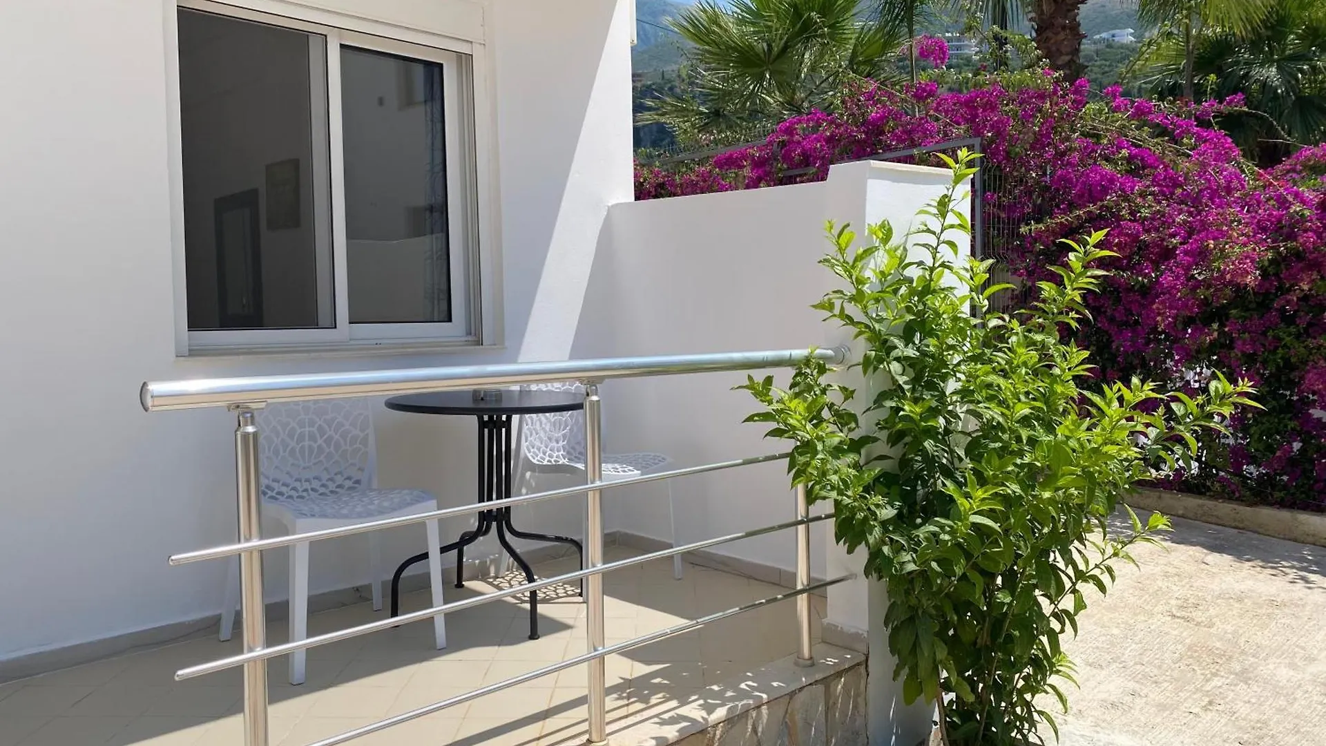 ***  Guest House Plazhi Dhermi Albania