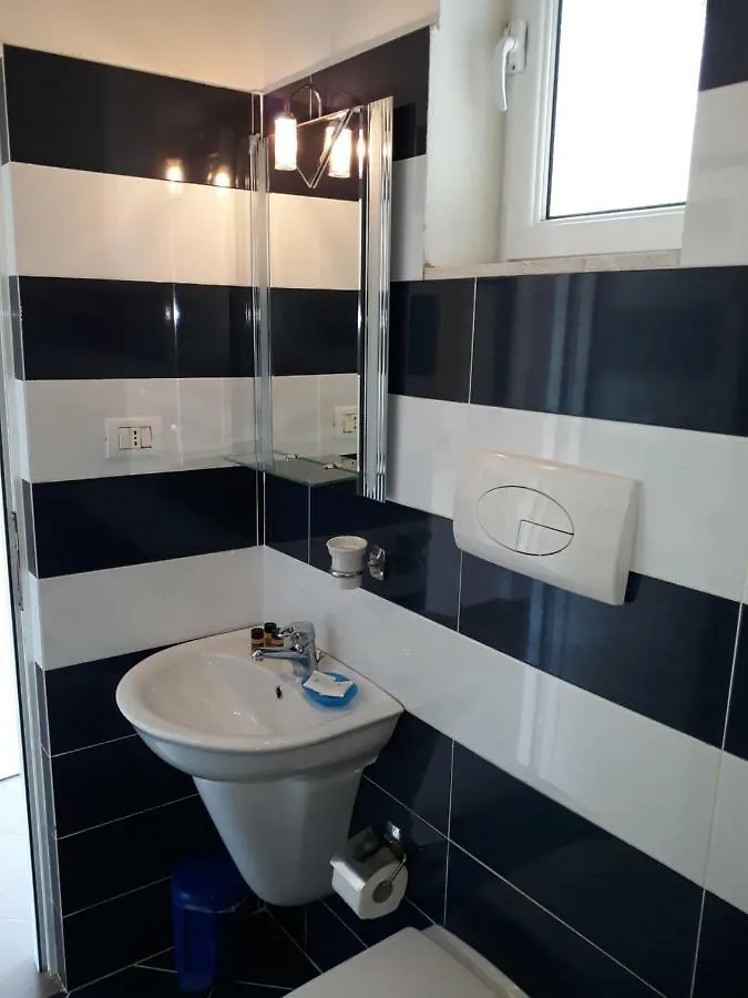 Guest House Plazhi Dhermi 3*,  Albania