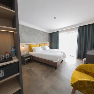hotellátogatás