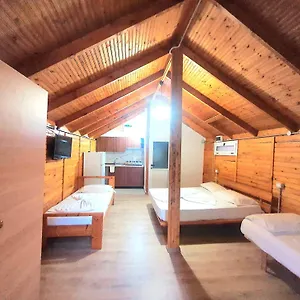 Toneda Seaside Lodge